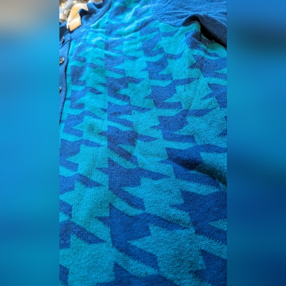 Banana Republic silk blend cardigan - Picture 4 of 5